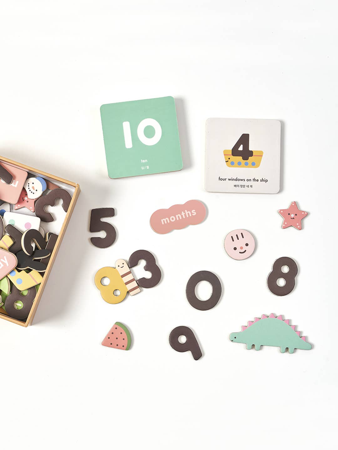 UPGRADE! Oioiooi - Magnetic Number Play Set