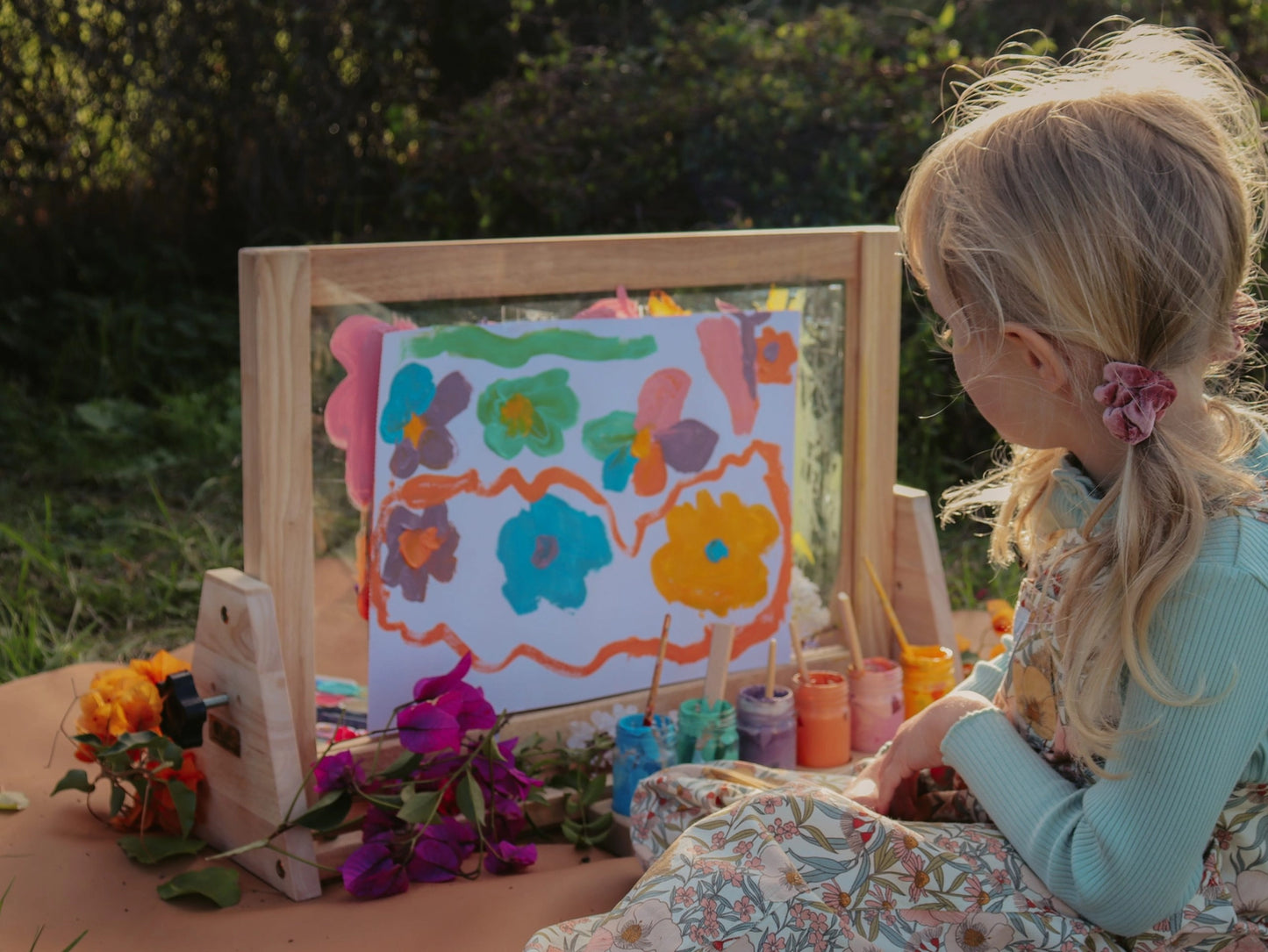 Q Toys: 4 in 1 Table Easel