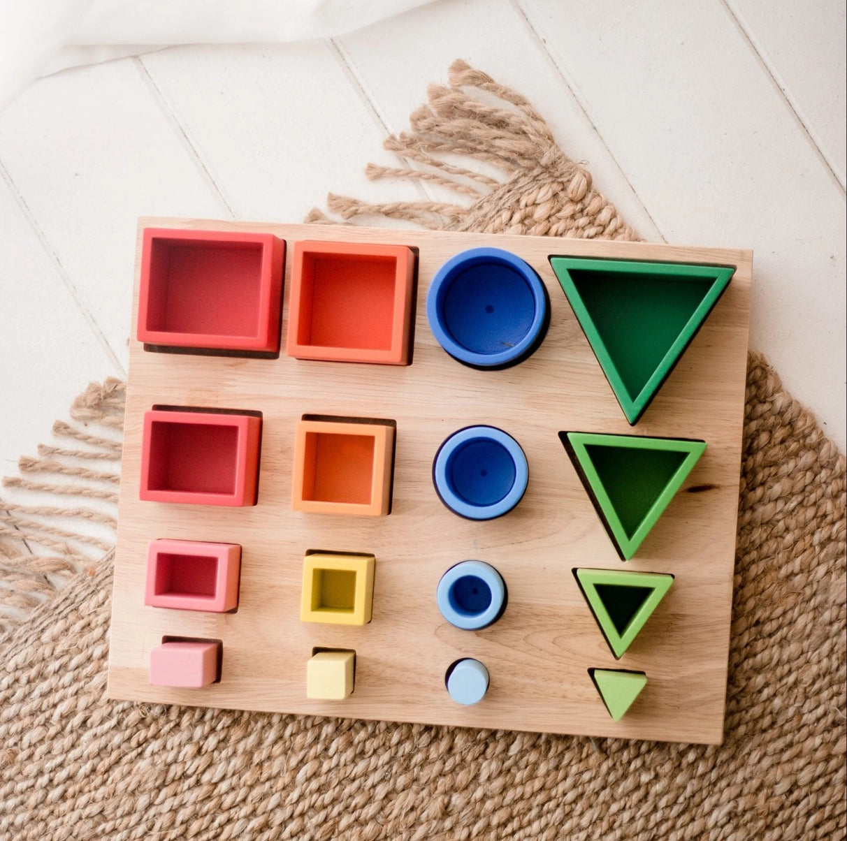 Q Toys: 3D Sorting and Nesting Board