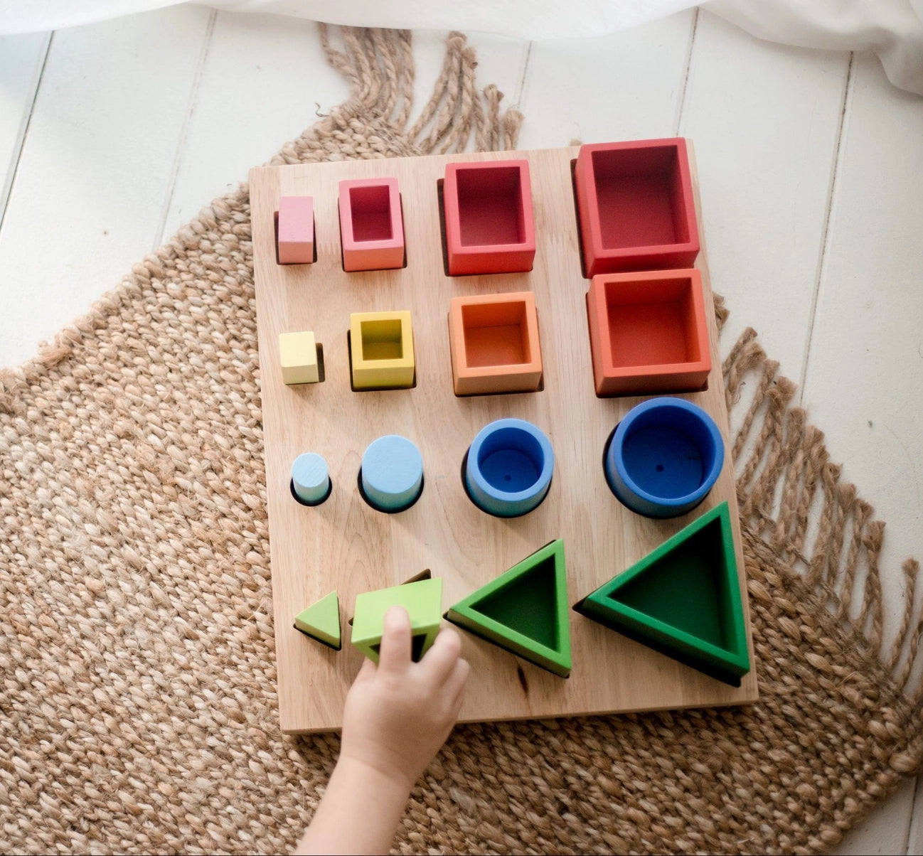 Q Toys: 3D Sorting and Nesting Board