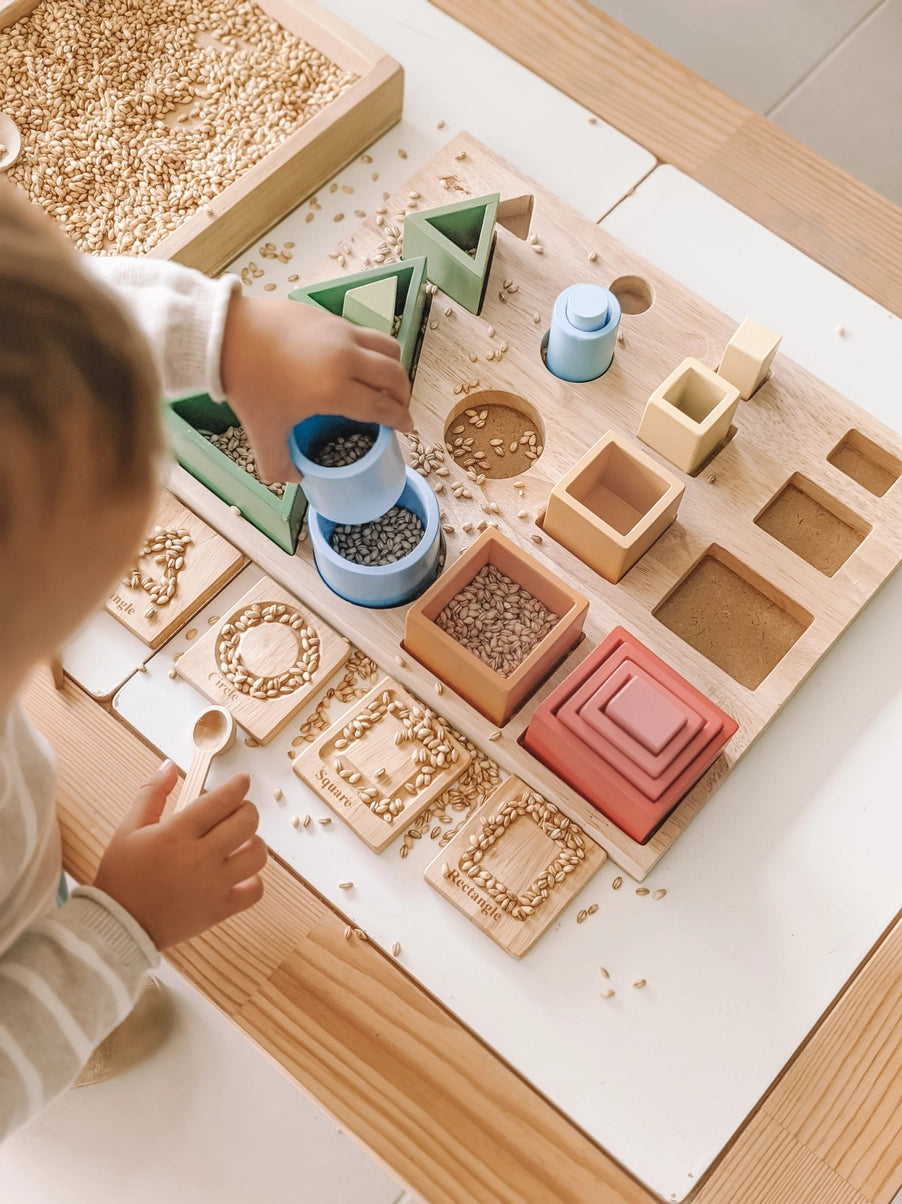 Q Toys: 3D Sorting and Nesting Board